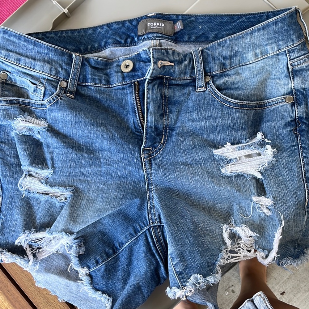 Distress shorts